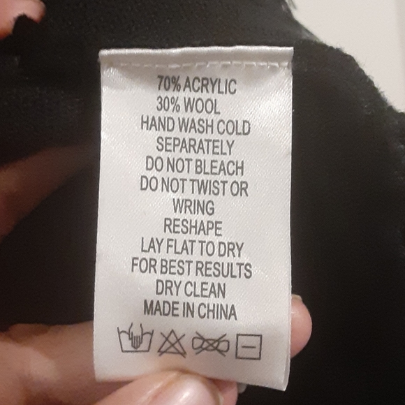 Modcloth favorite Sweater 😍 - Picture 4 of 4